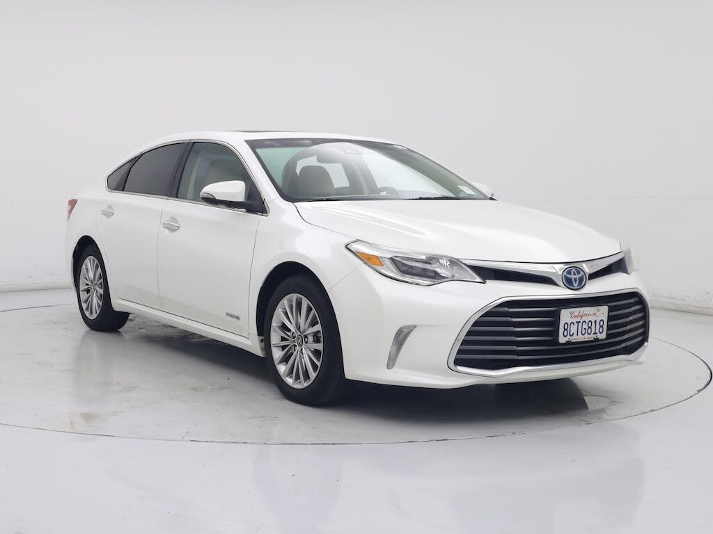 2018 Toyota Avalon Hybrid Limited FWD