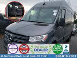 Mercedes-Benz Sprinter 2500 144 Crew Van RWD