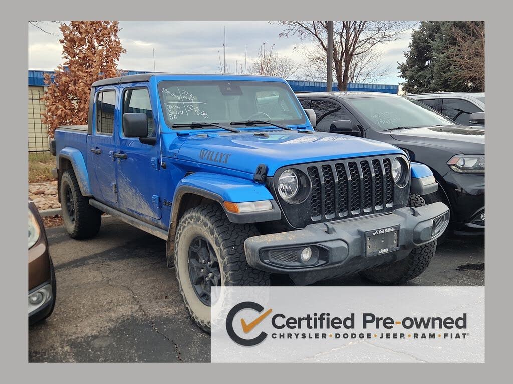 2021 Jeep Gladiator Willys Crew Cab 4WD