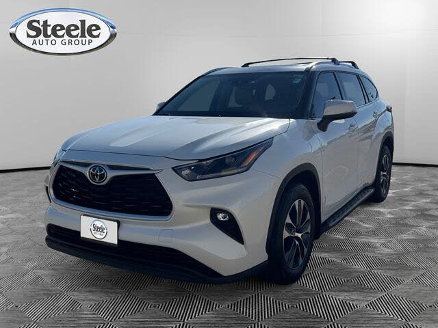 2021 Toyota Highlander XLE FWD