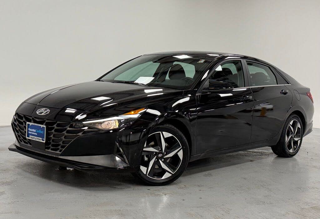 2022 Hyundai Elantra SEL FWD