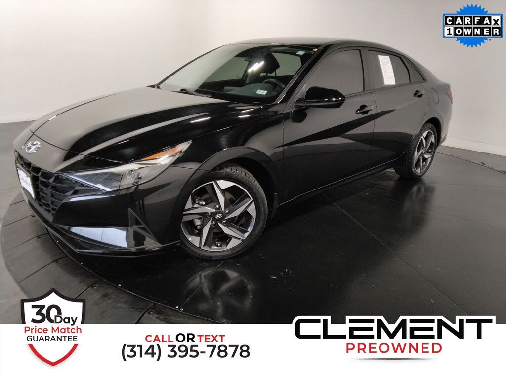 2023 Hyundai Elantra SEL FWD