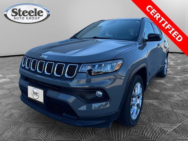2023 Jeep Compass Latitude Lux 4WD