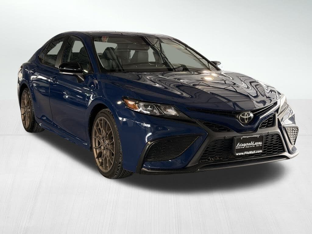 2023 Toyota Camry SE Nightshade FWD