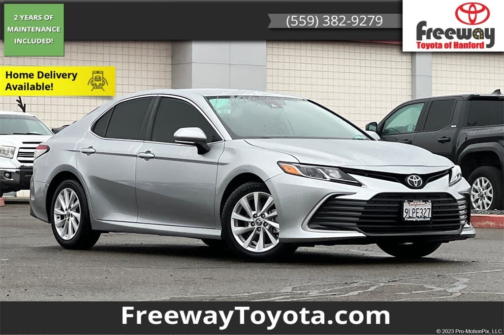 2024 Toyota Camry LE FWD
