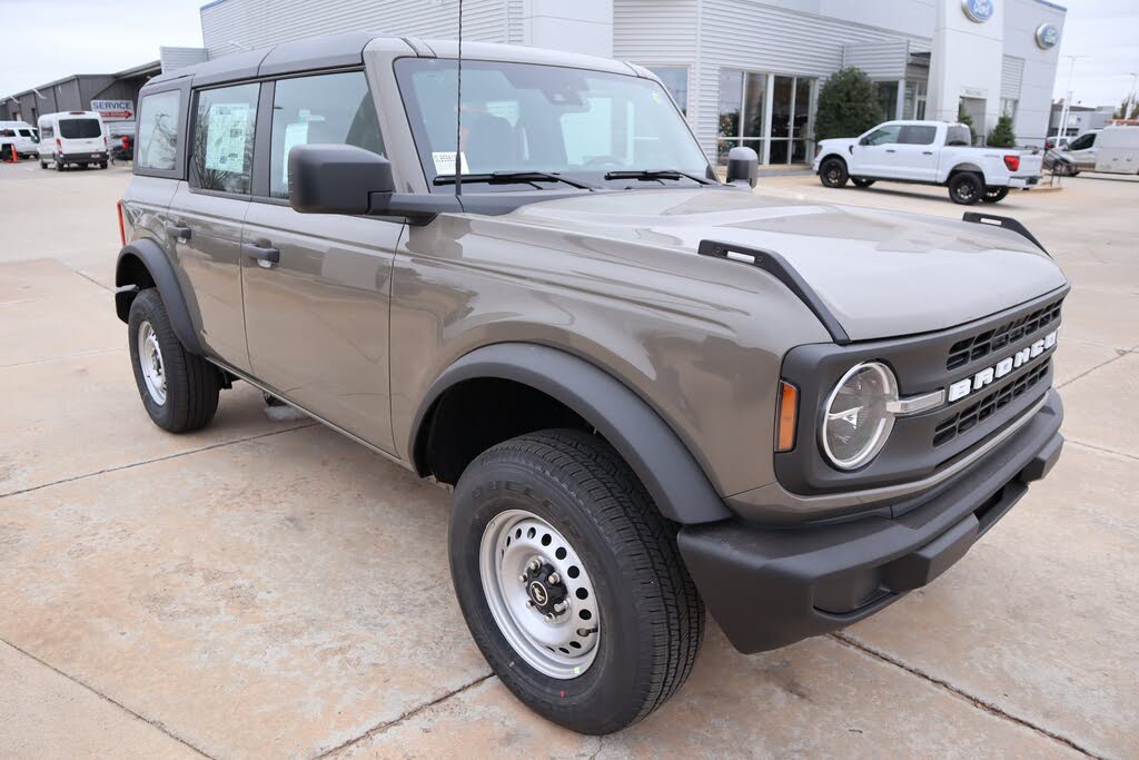 2025 Ford Bronco 4-Door 4WD