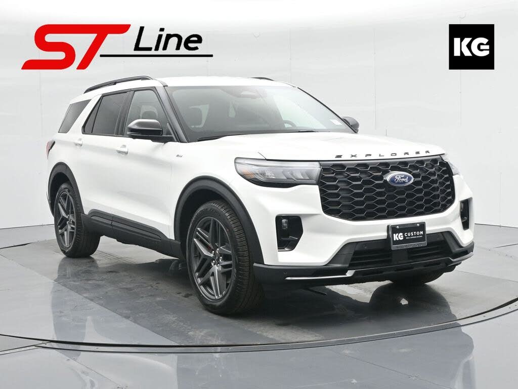 2025 Ford Explorer ST-Line RWD