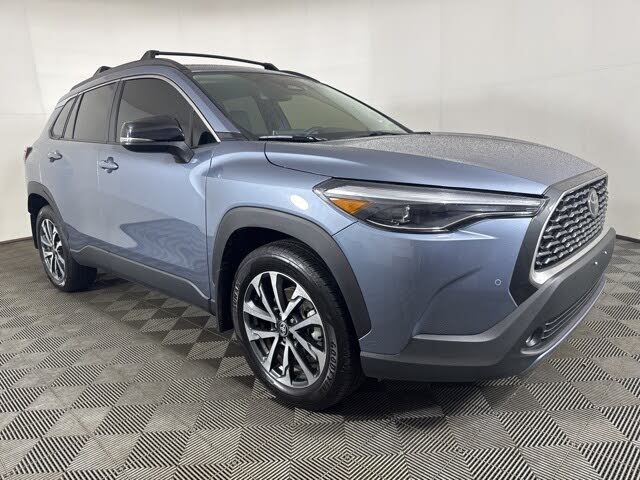 2025 Toyota Corolla Cross XLE AWD