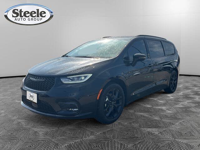 2026 Chrysler Pacifica Limited FWD