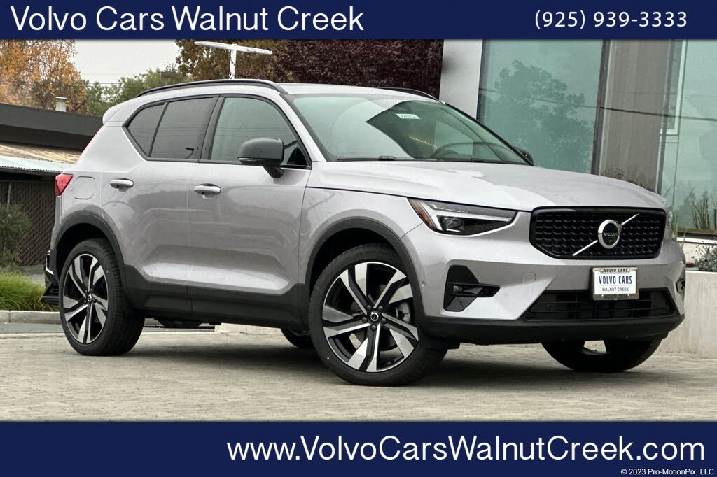 2026 Volvo XC40 B5 Ultra AWD