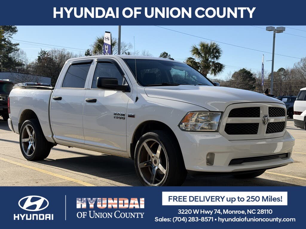 2014 RAM 1500 Express Crew Cab RWD