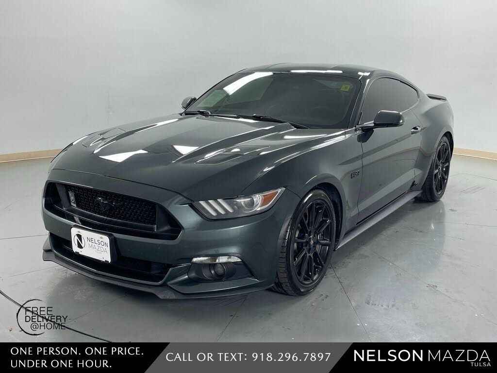 2016 Ford Mustang GT Premium Coupe RWD