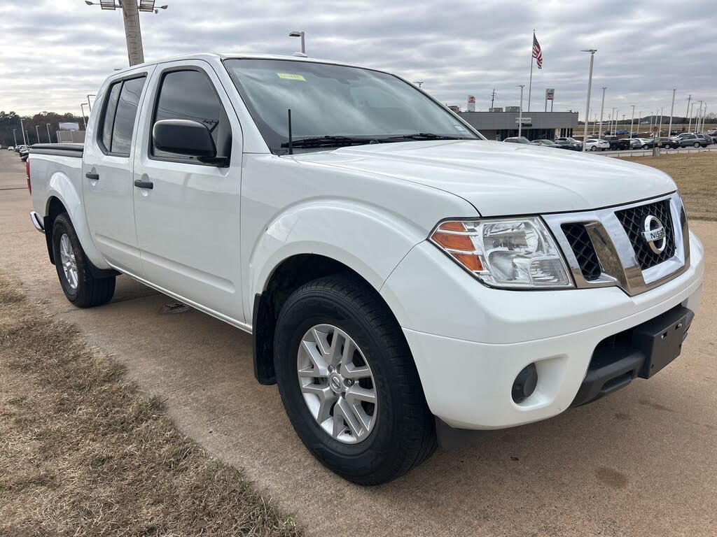 2018 Nissan Frontier SV V6 Crew Cab