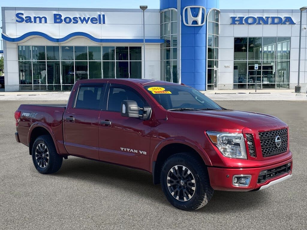 2018 Nissan Titan PRO-4X Crew Cab 4WD