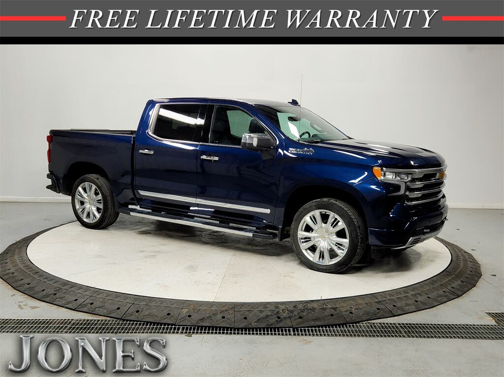 2023 Chevrolet Silverado 1500 High Country Crew Cab 4WD