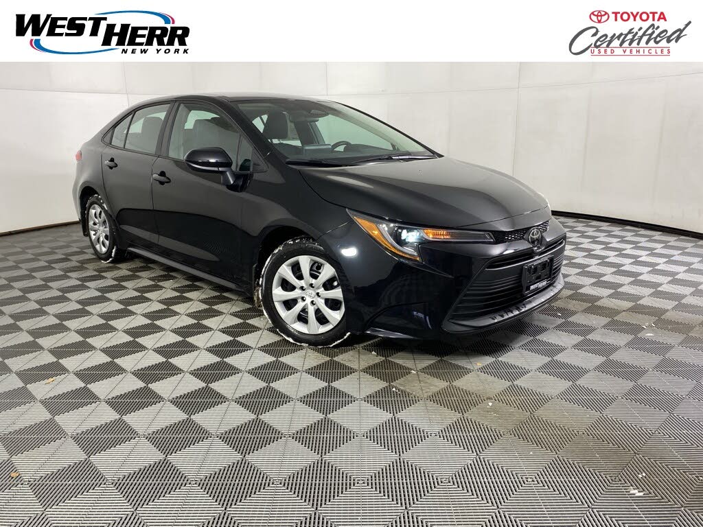 2023 Toyota Corolla LE FWD