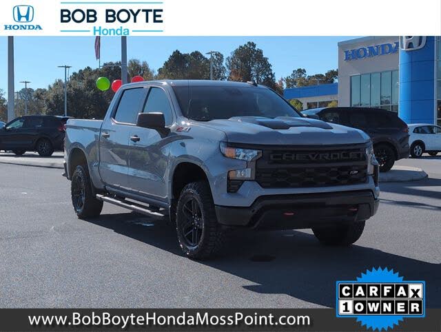 2024 Chevrolet Silverado 1500 Custom Trail Boss Crew Cab 4WD