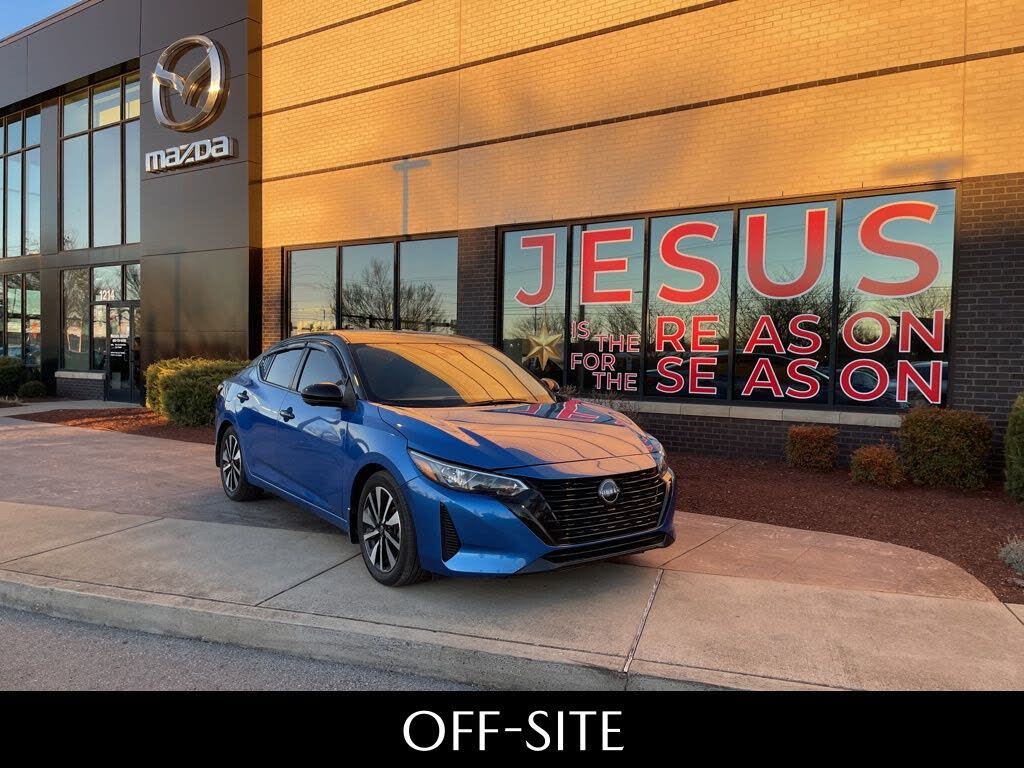 2024 Nissan Sentra SV FWD