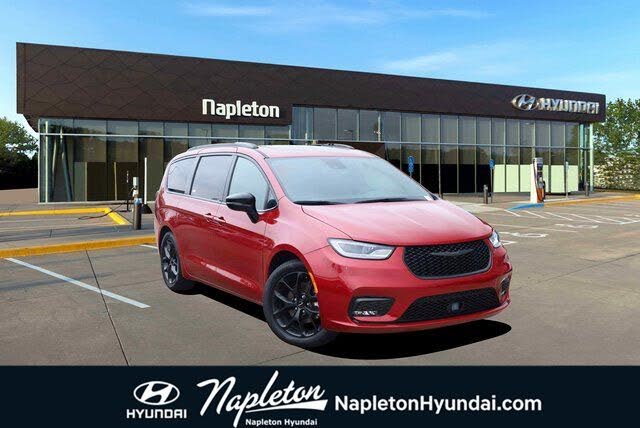 2025 Chrysler Pacifica Limited FWD