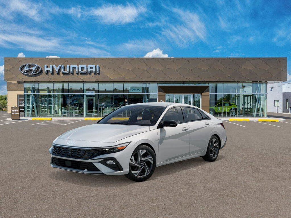2025 Hyundai Elantra SEL Sport FWD