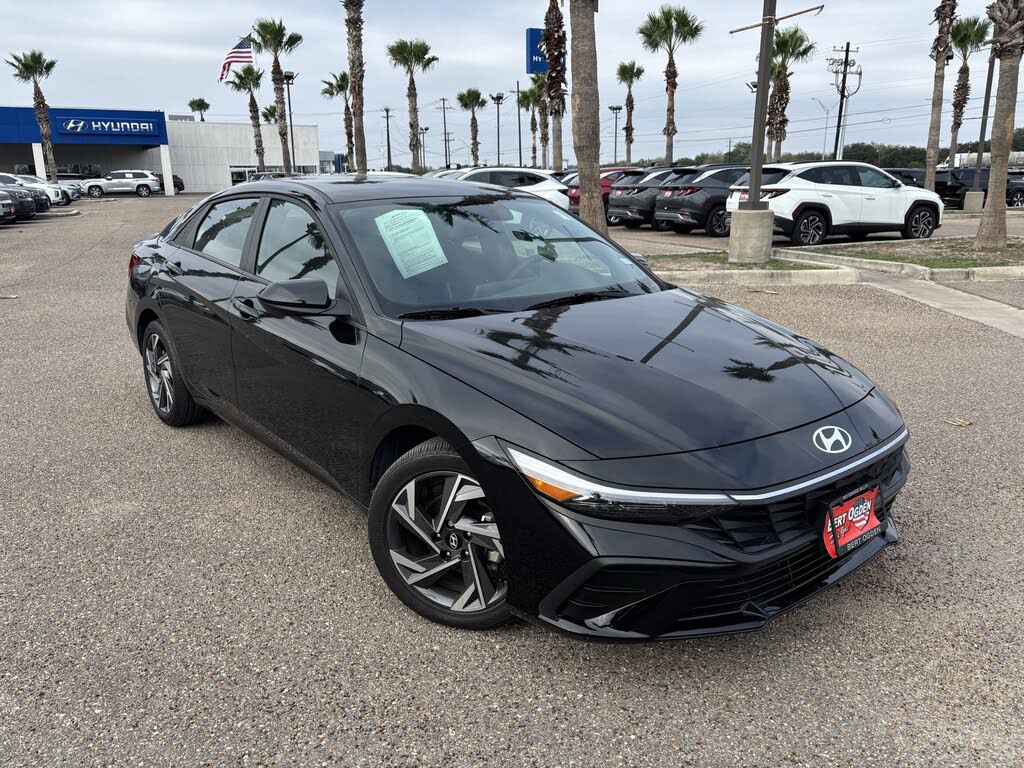 2025 Hyundai Elantra SEL Sport FWD