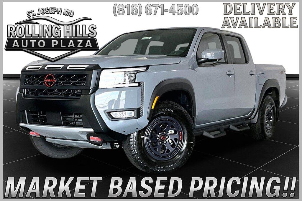 2025 Nissan Frontier PRO-4X Crew Cab 4WD