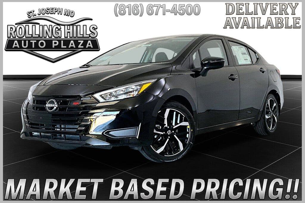 2025 Nissan Versa SR FWD