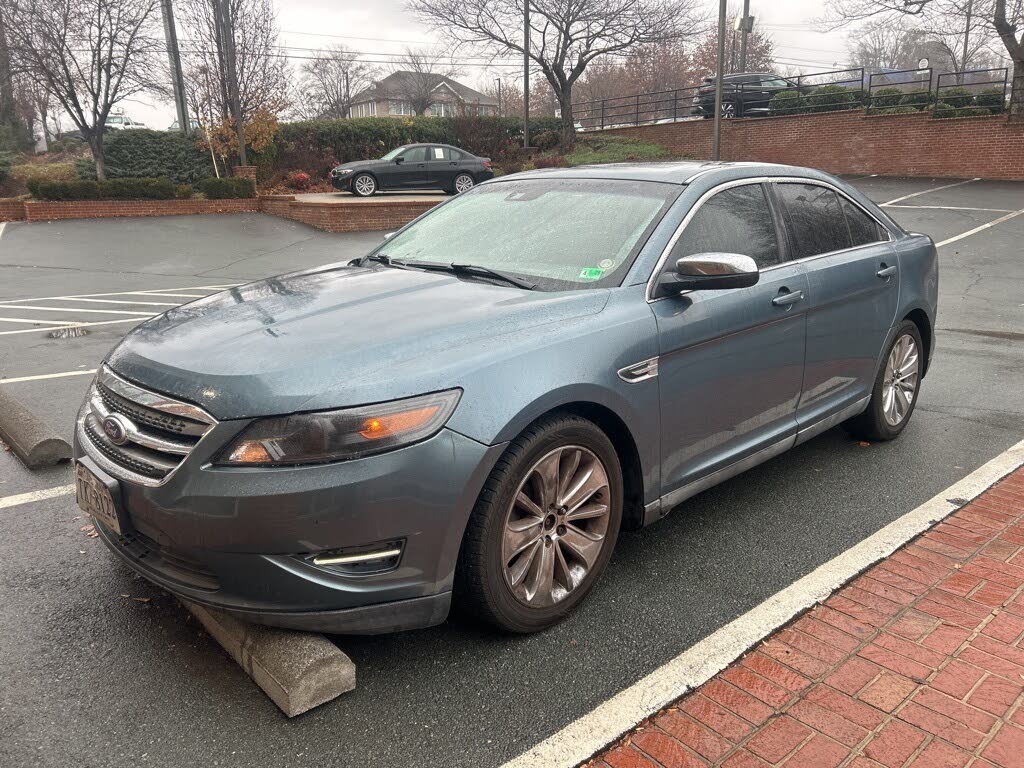 2010 Ford Taurus Limited
