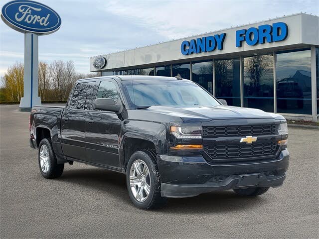 2018 Chevrolet Silverado 1500 Custom Crew Cab 4WD
