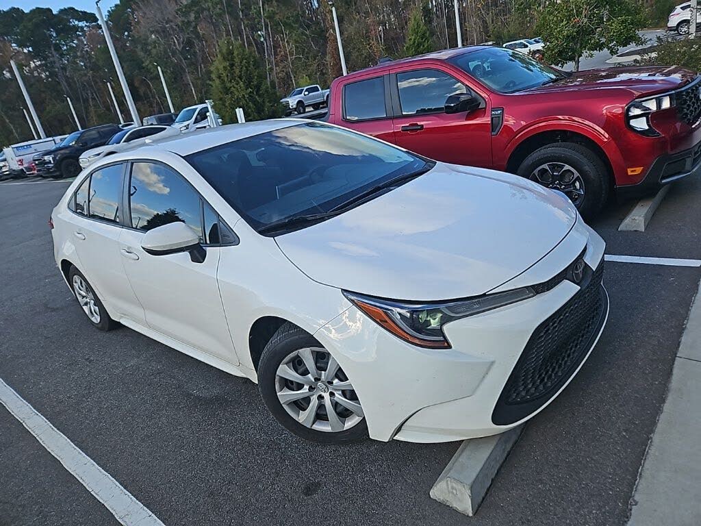 2020 Toyota Corolla LE FWD