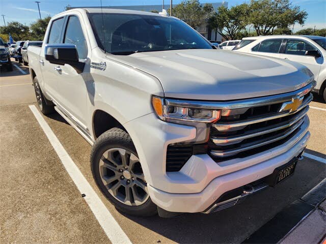 2023 Chevrolet Silverado 1500 High Country Crew Cab 4WD