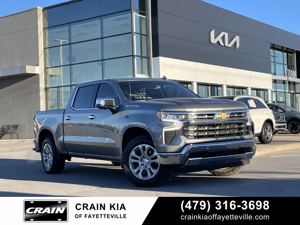 2023 Chevrolet Silverado 1500 LTZ Crew Cab 4WD