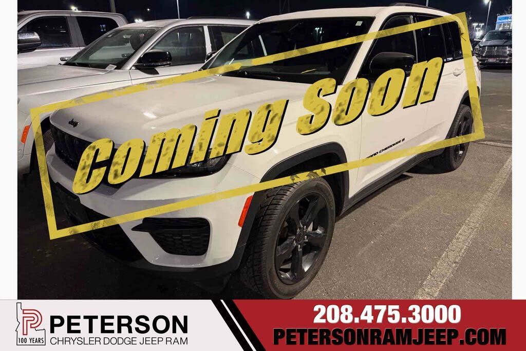 2023 Jeep Grand Cherokee Altitude 4WD