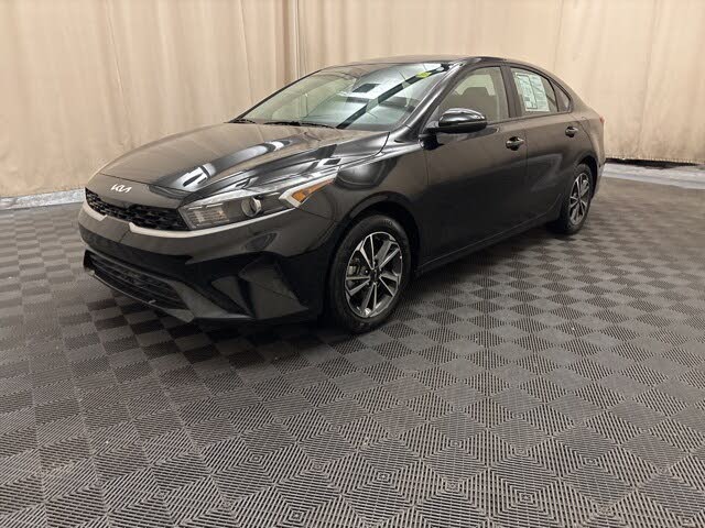 2023 Kia Forte LXS FWD