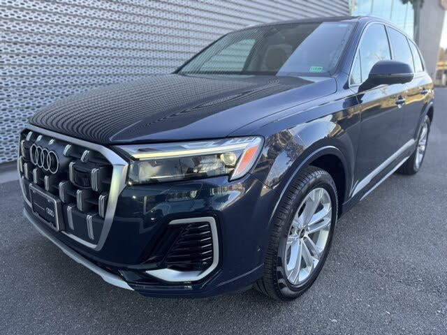 2025 Audi Q7 quattro Premium Plus 45 TFSI