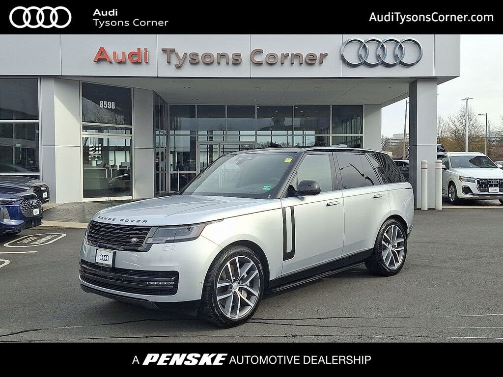 2025 Land Rover Range Rover P530 SE AWD