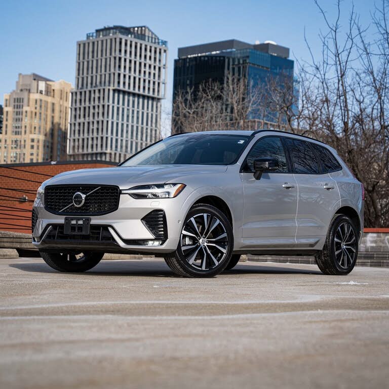 2025 Volvo XC60 B5 Plus Dark Theme AWD
