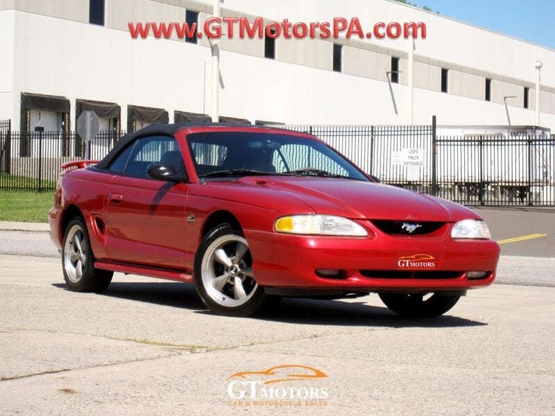 1995 Ford Mustang GT Convertible RWD
