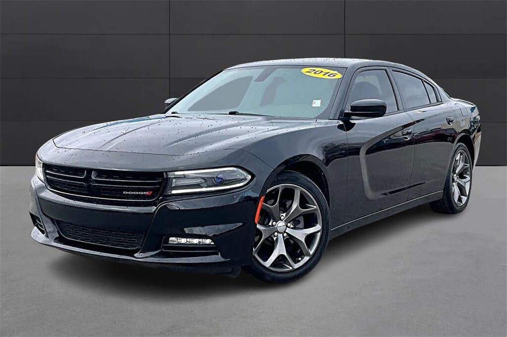 2016 Dodge Charger SXT RWD