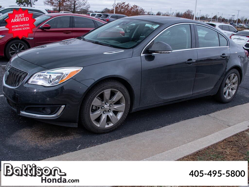 2017 Buick Regal Premium II Sedan FWD