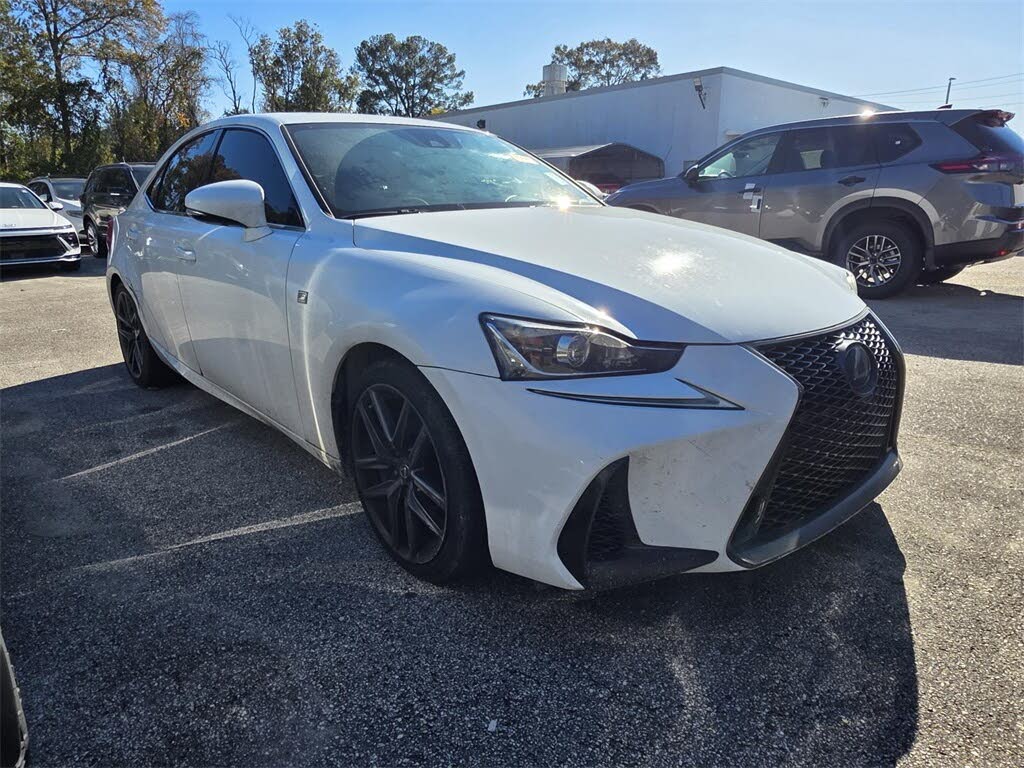 2018 Lexus IS 300 RWD