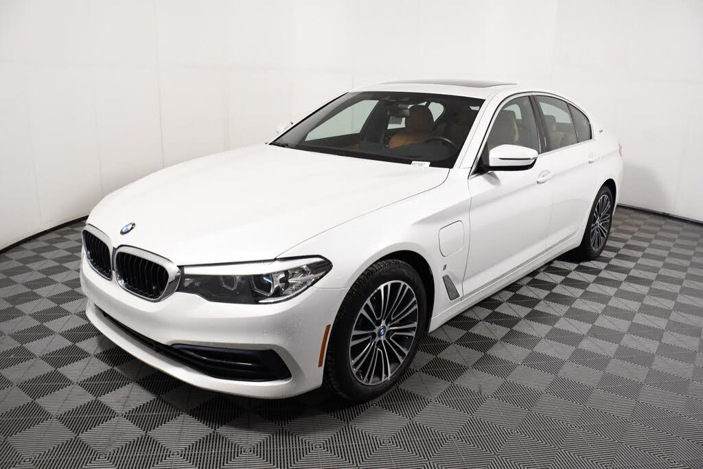 2019 BMW 5 Series 530e xDrive iPerformance Sedan AWD