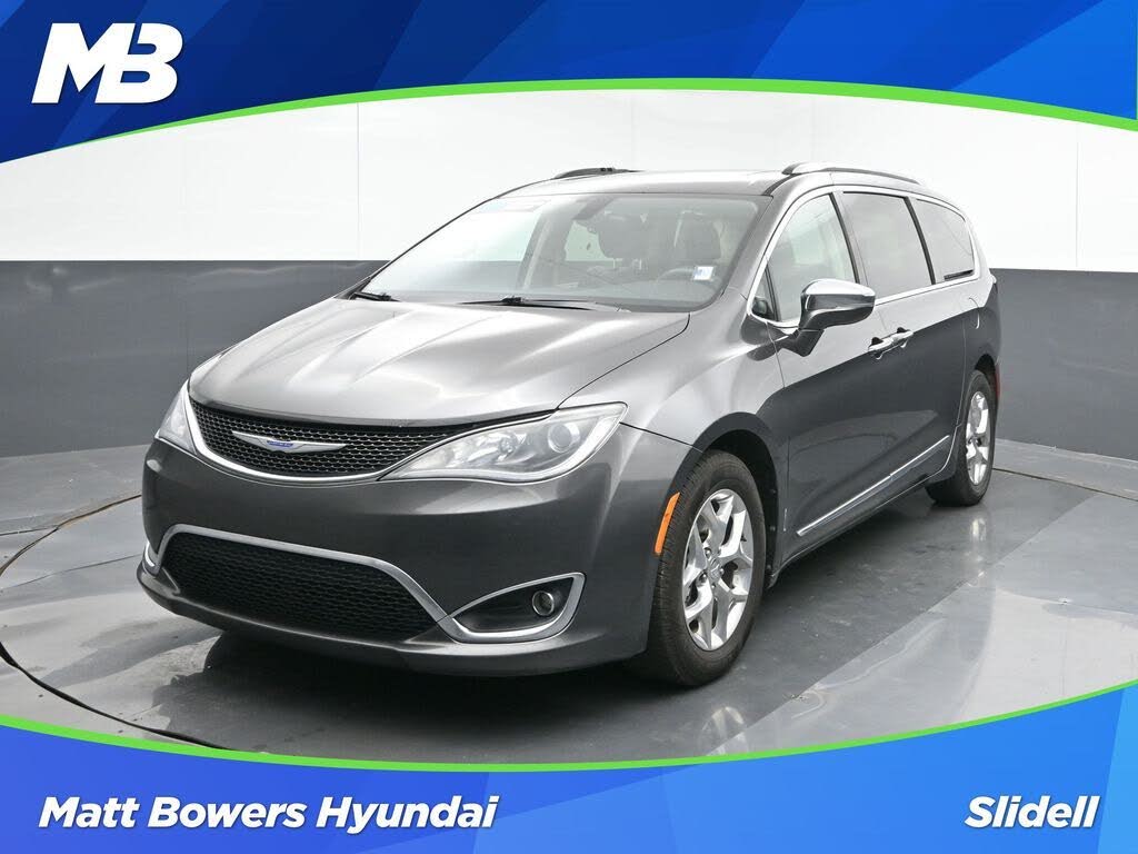 2019 Chrysler Pacifica Limited FWD