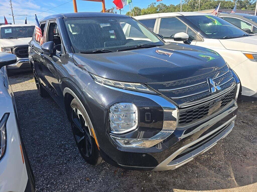 2022 Mitsubishi Outlander