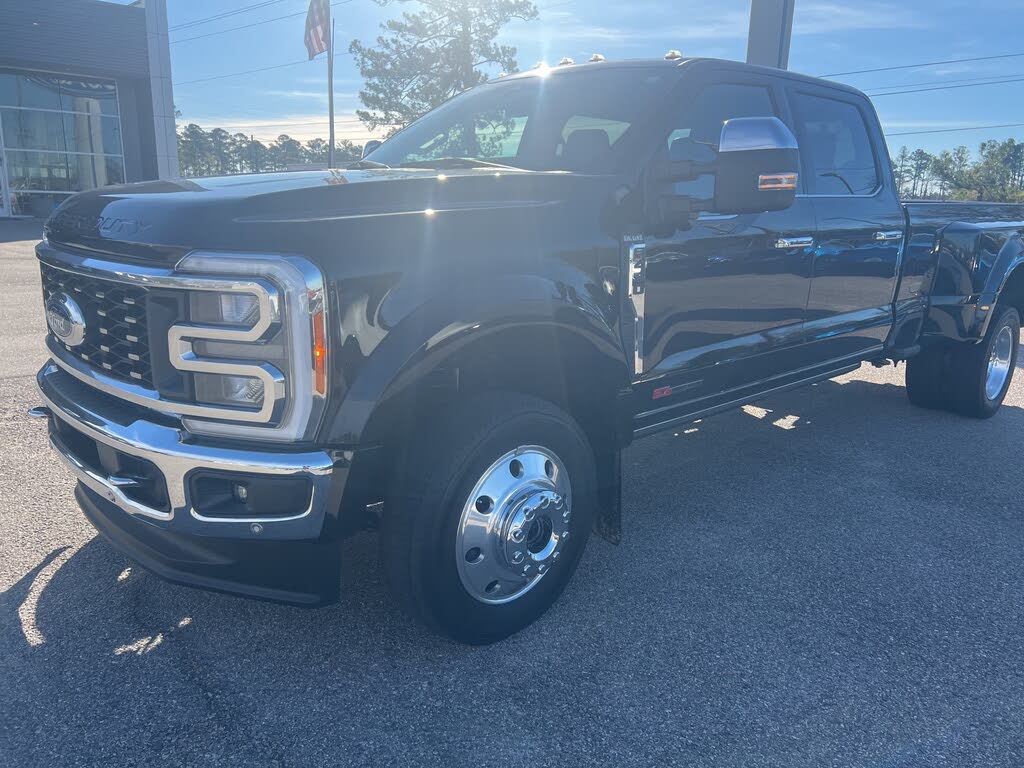 2023 Ford F-450 Super Duty King Ranch Crew Cab LB DRW 4WD