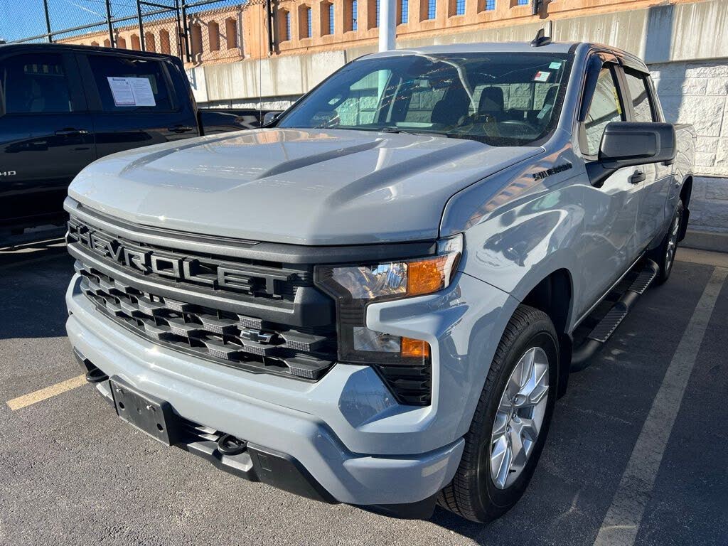2024 Chevrolet Silverado 1500 Custom Crew Cab 4WD
