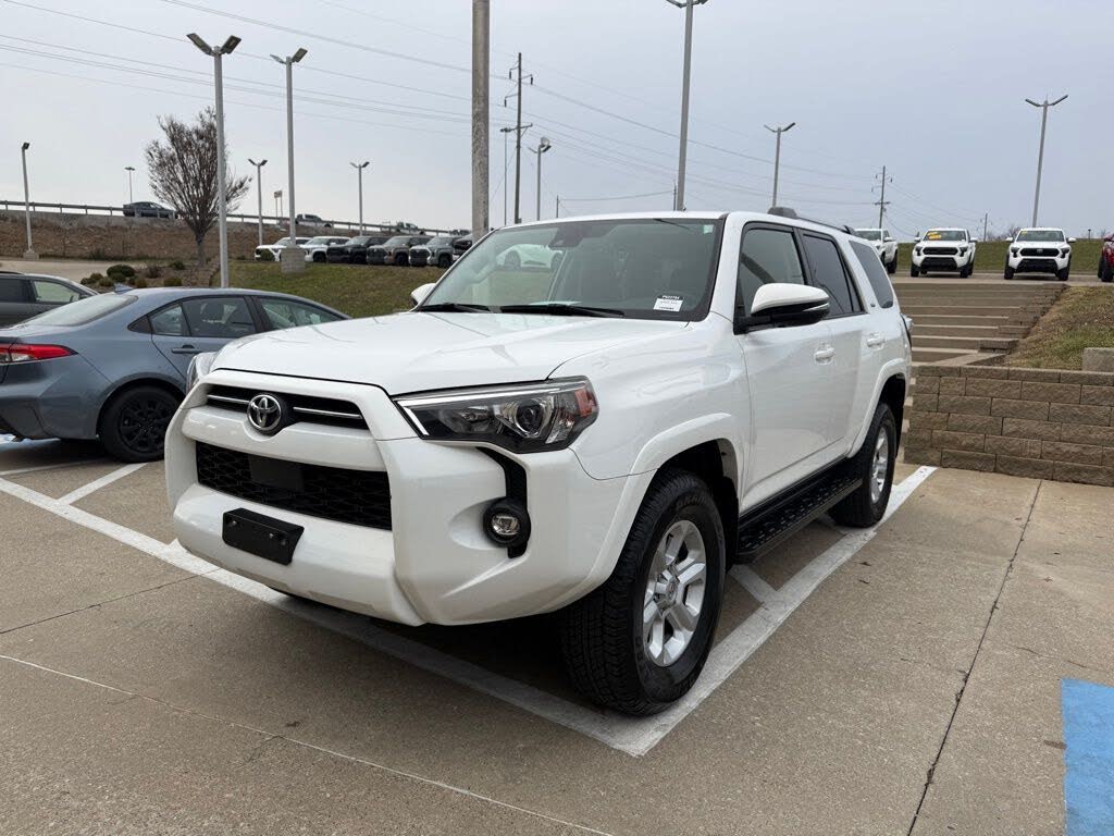 2024 Toyota 4Runner SR5 Premium 4WD