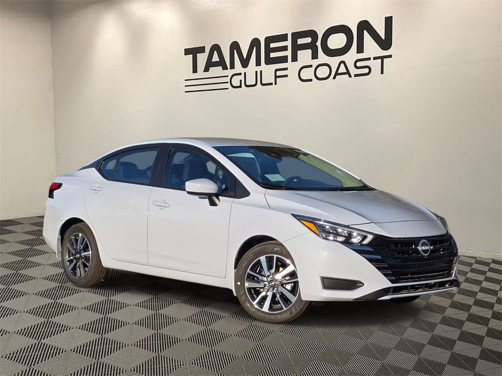 2025 Nissan Versa SV FWD