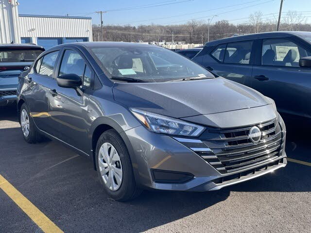 2025 Nissan Versa S FWD