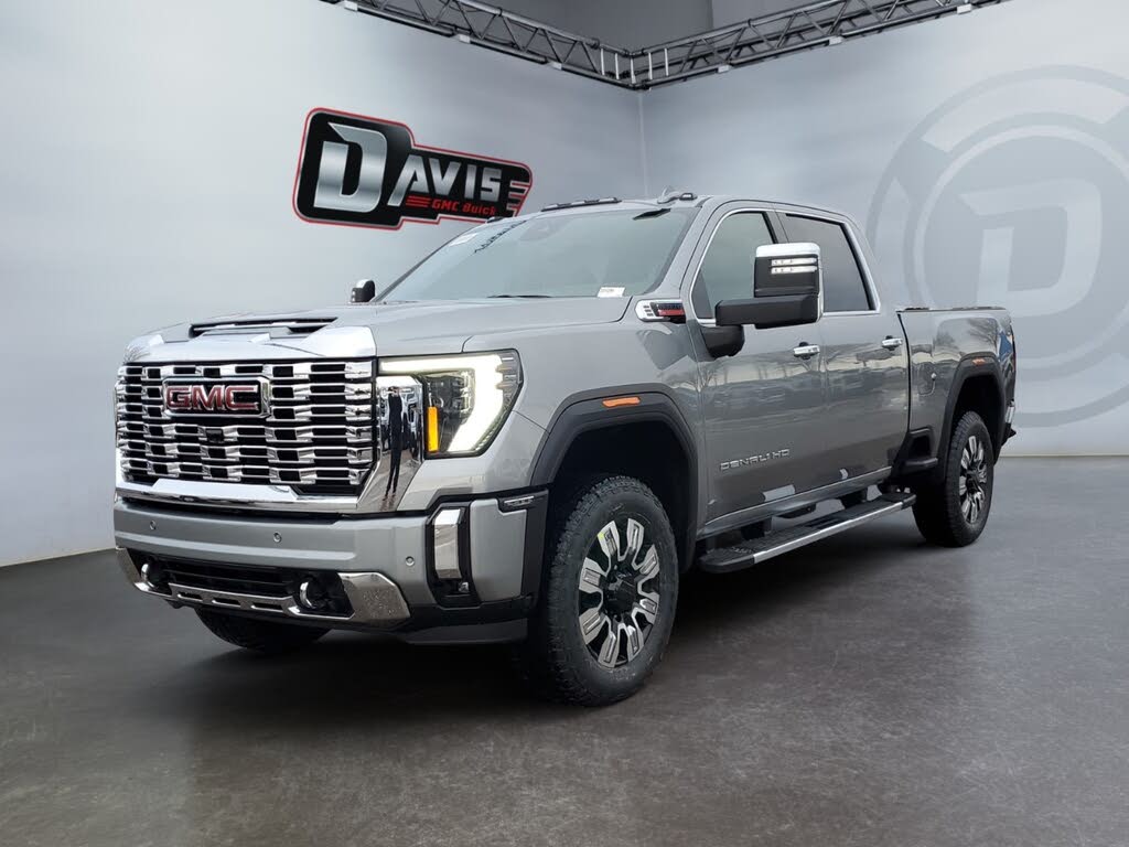 2026 GMC Sierra 2500HD Denali Crew Cab 4WD